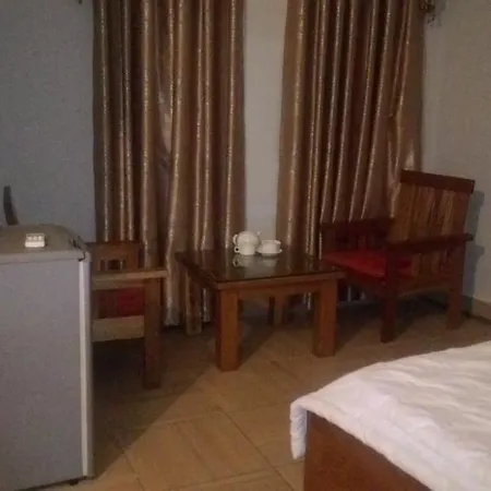 Apollo Hostel-3